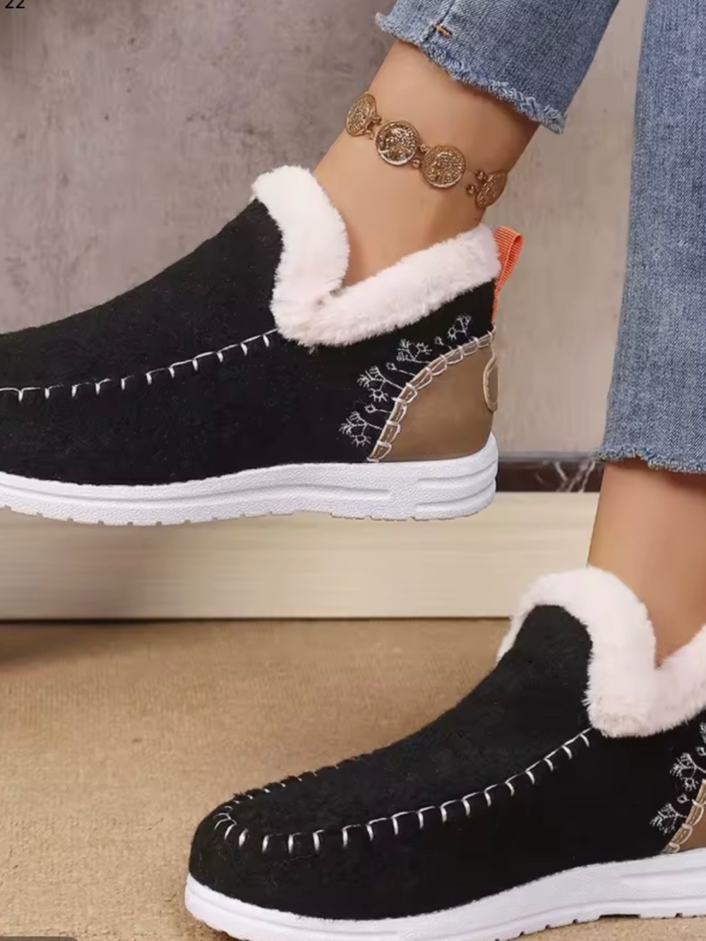Ralphmesa listing 2 pairs of booties